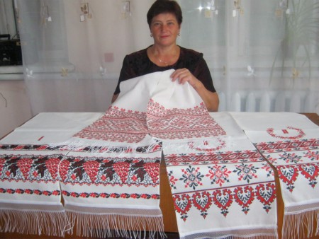 Розвора Надія Миколаївна,майстриня-вишивальниця